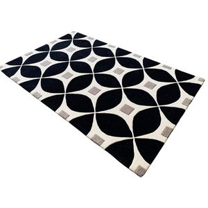 Handmade White/Black Combo Pattern Carpet